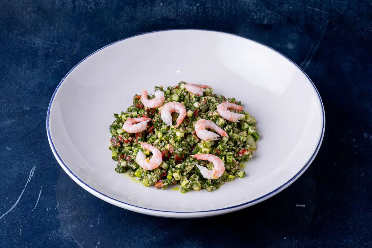 Табуле с северными креветками