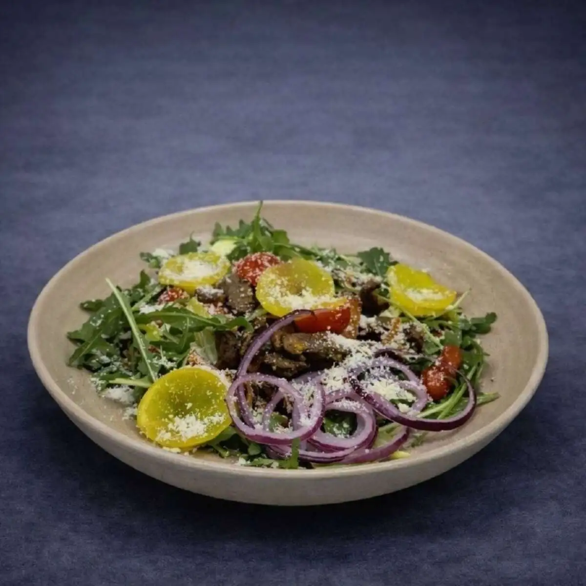 Салат пикантный с говяжьей вырезкой