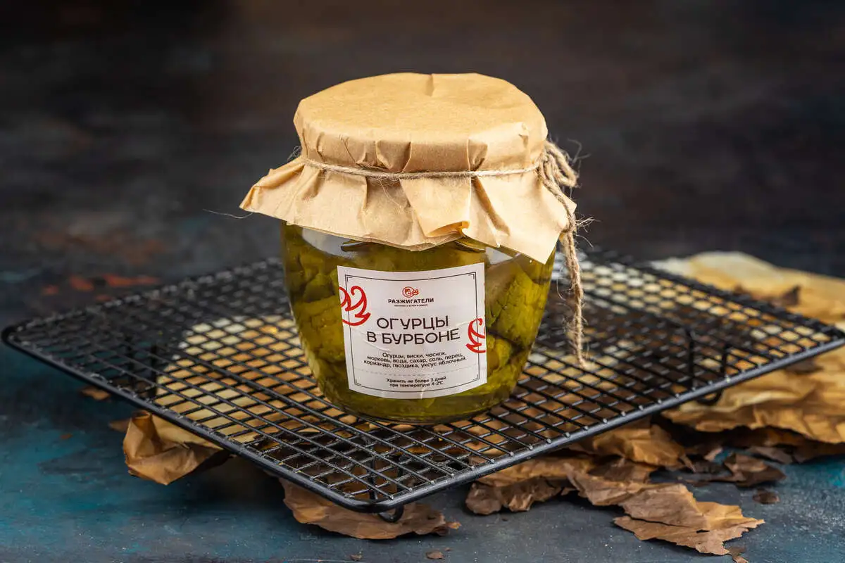 Огурцы в бурбоне 