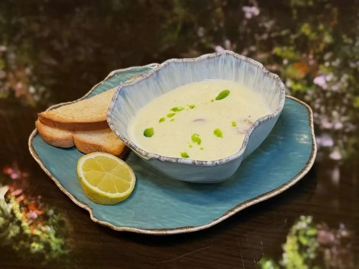 Суп сливочный с лососем/Creamy salmon soup