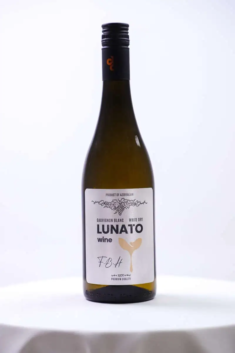 LUNATO SAUVIGNON BLANC WHITE DRY 0.7 LT