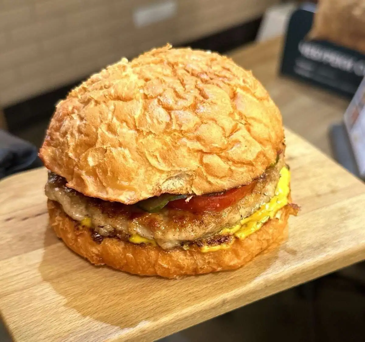 Чикен бургер с куриной котлетой