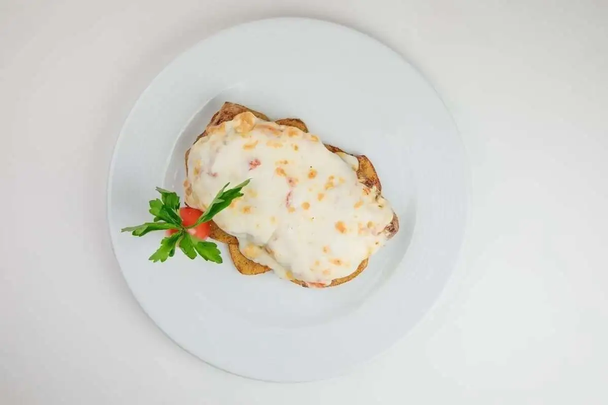 Куриная грудка с яблоком