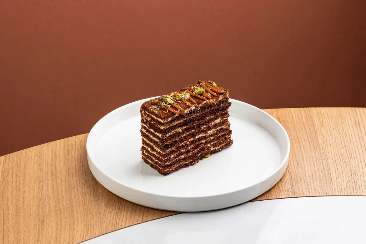 Шоколадный медовик