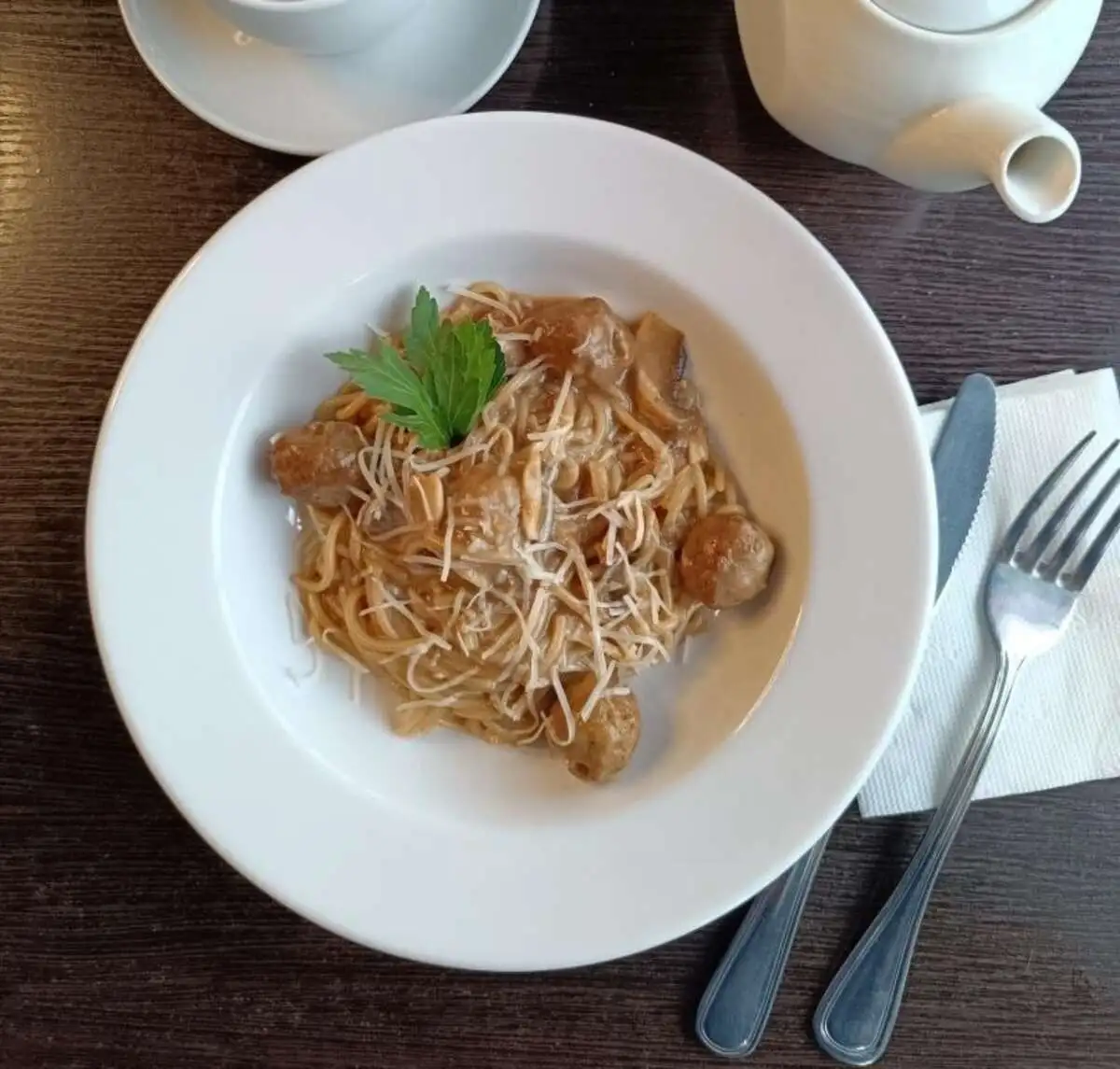 Паста с фрикадельками