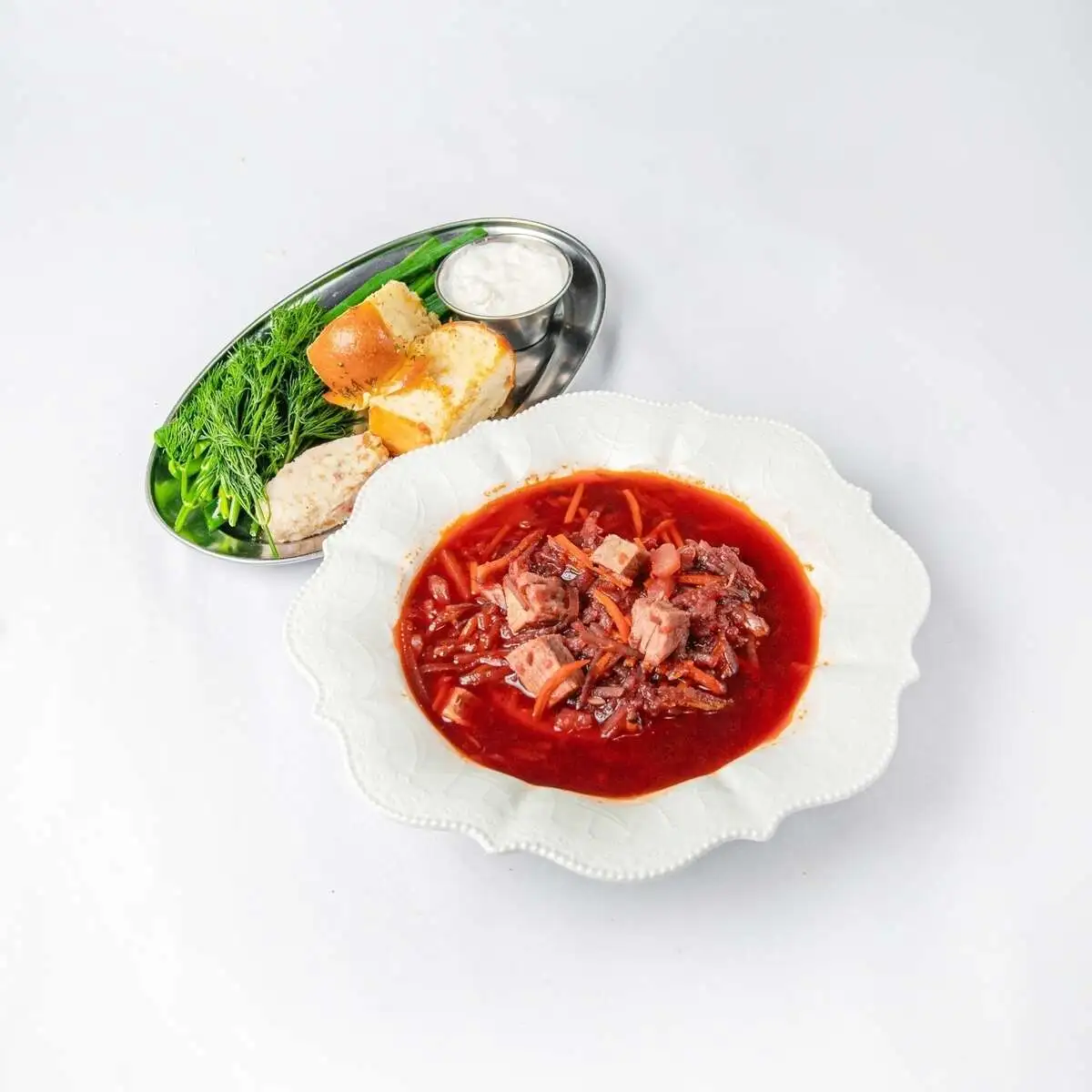 Борщ с пампушками