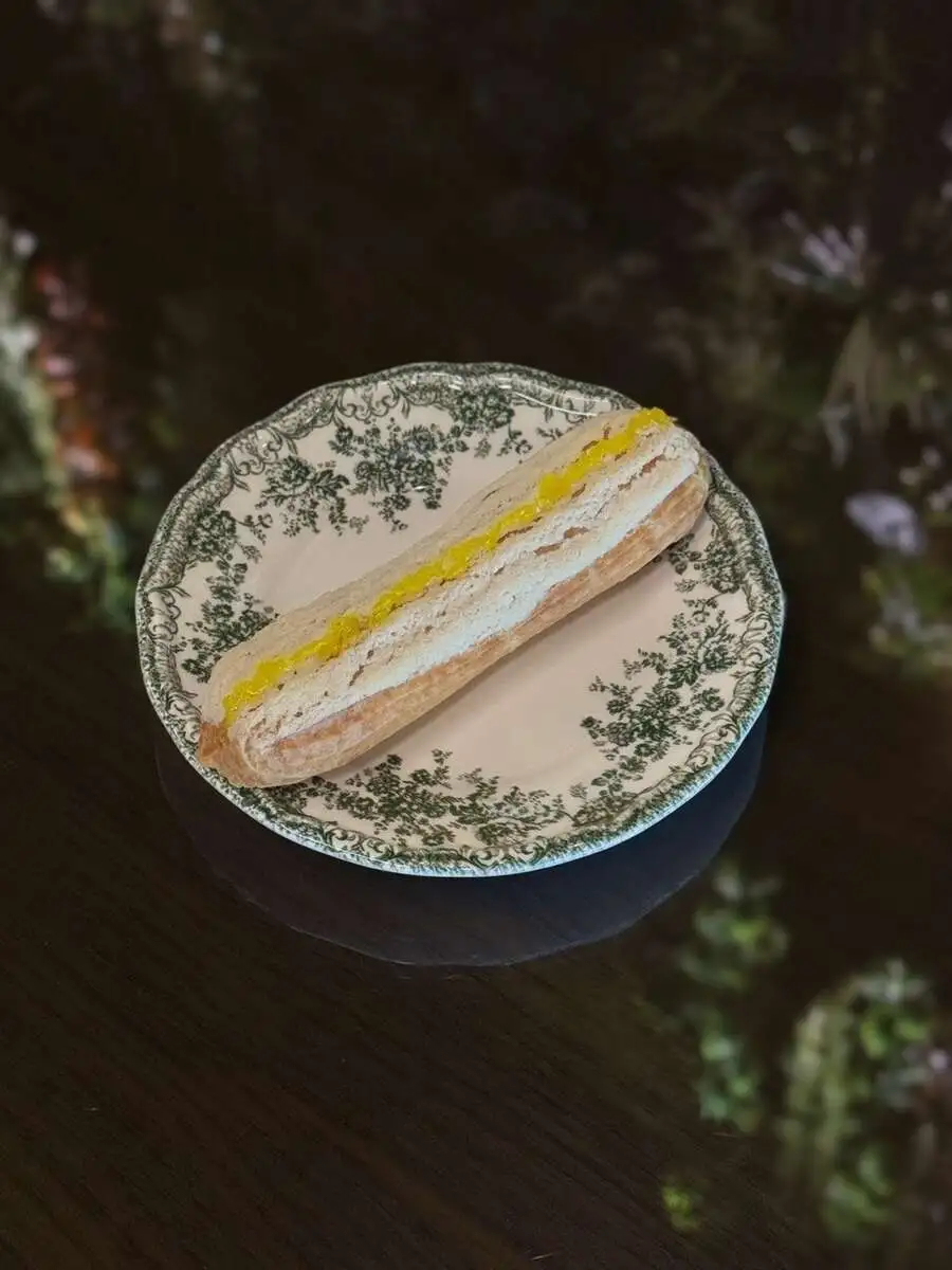 Эклер лимонный/Lemon eclair