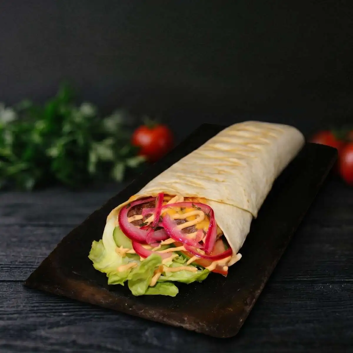  Биф ролл в тортильи