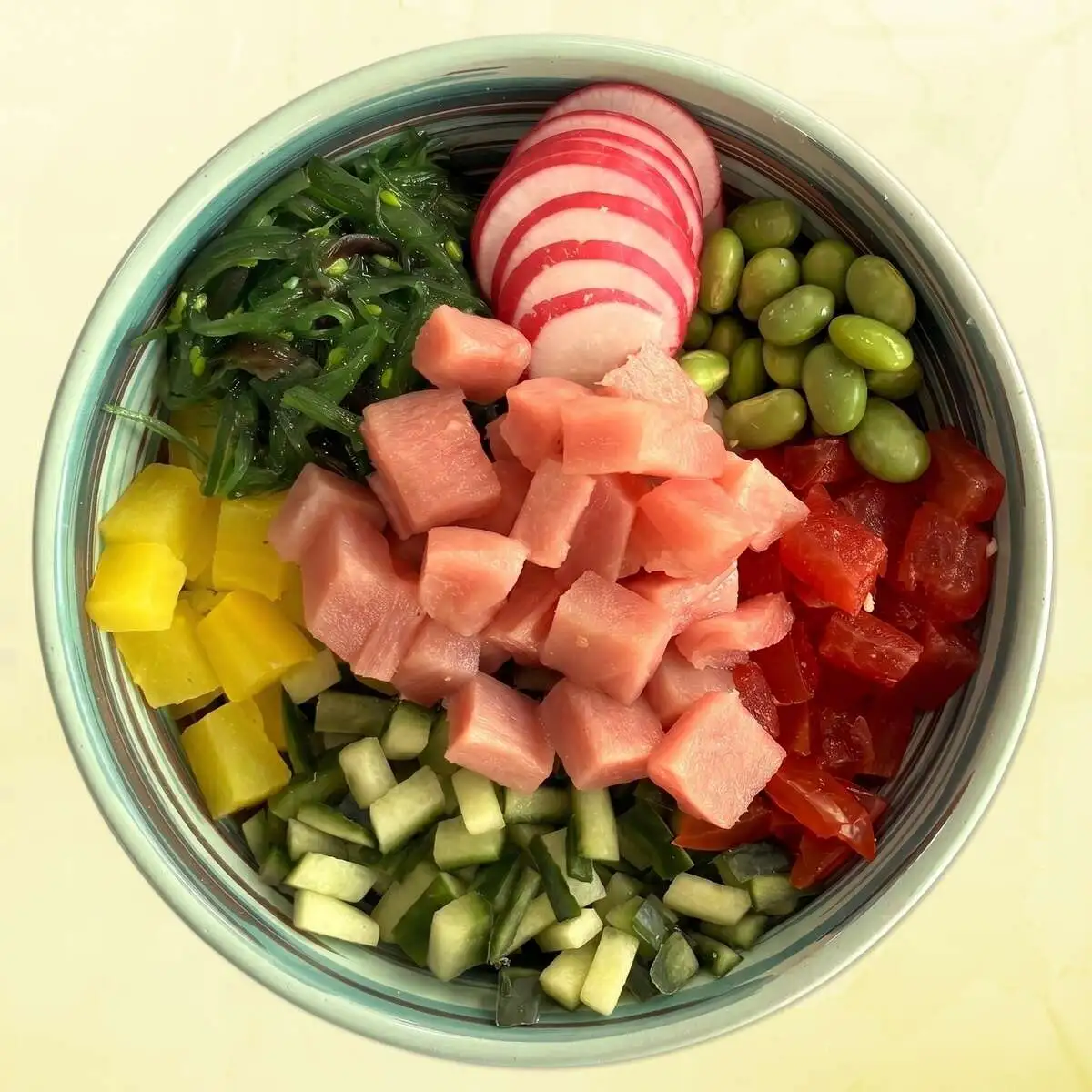 Поке с тунцом