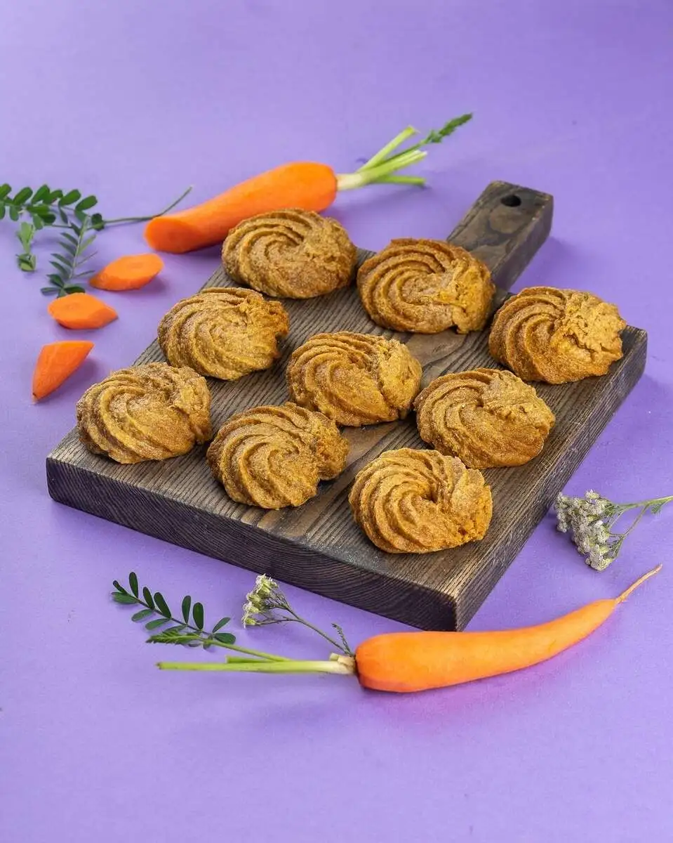 Печенье морковное с изюмом