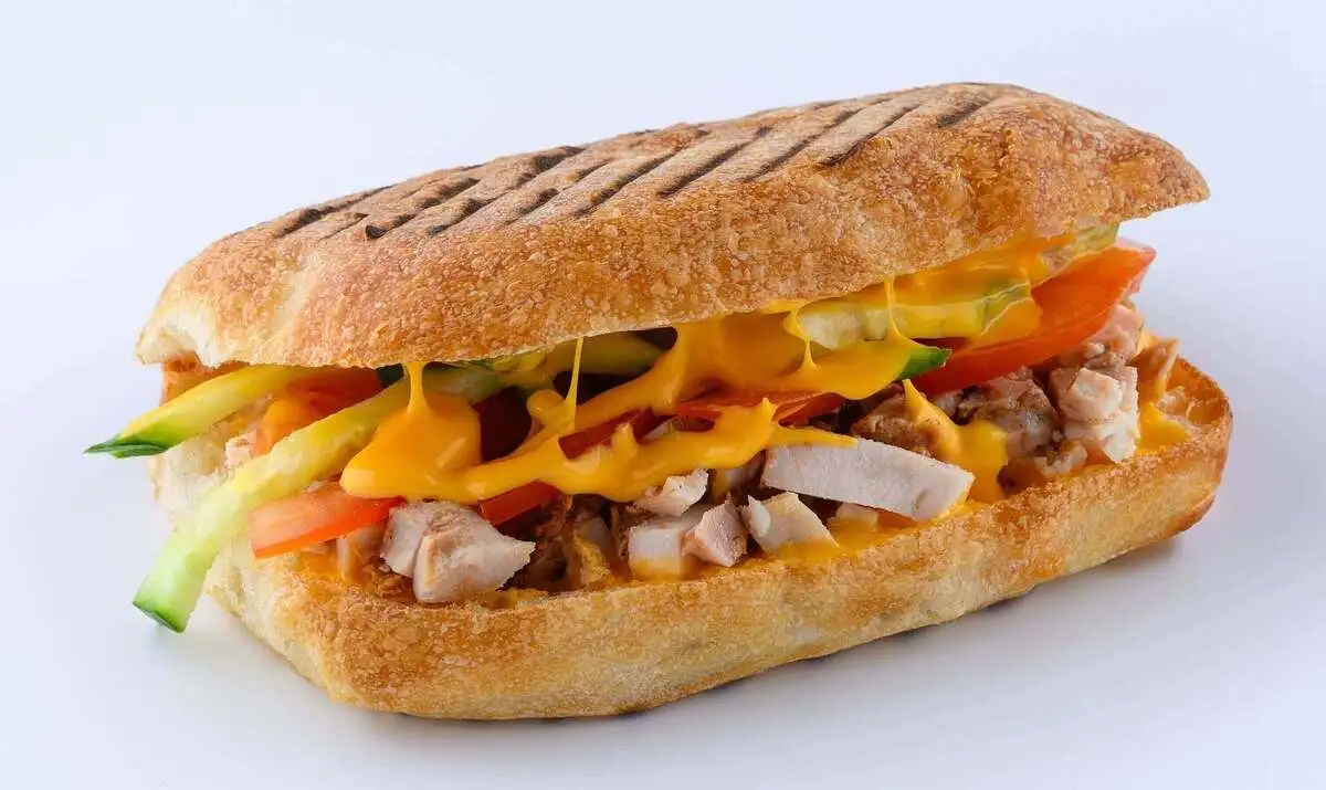 Чиабатта с сырным соусом