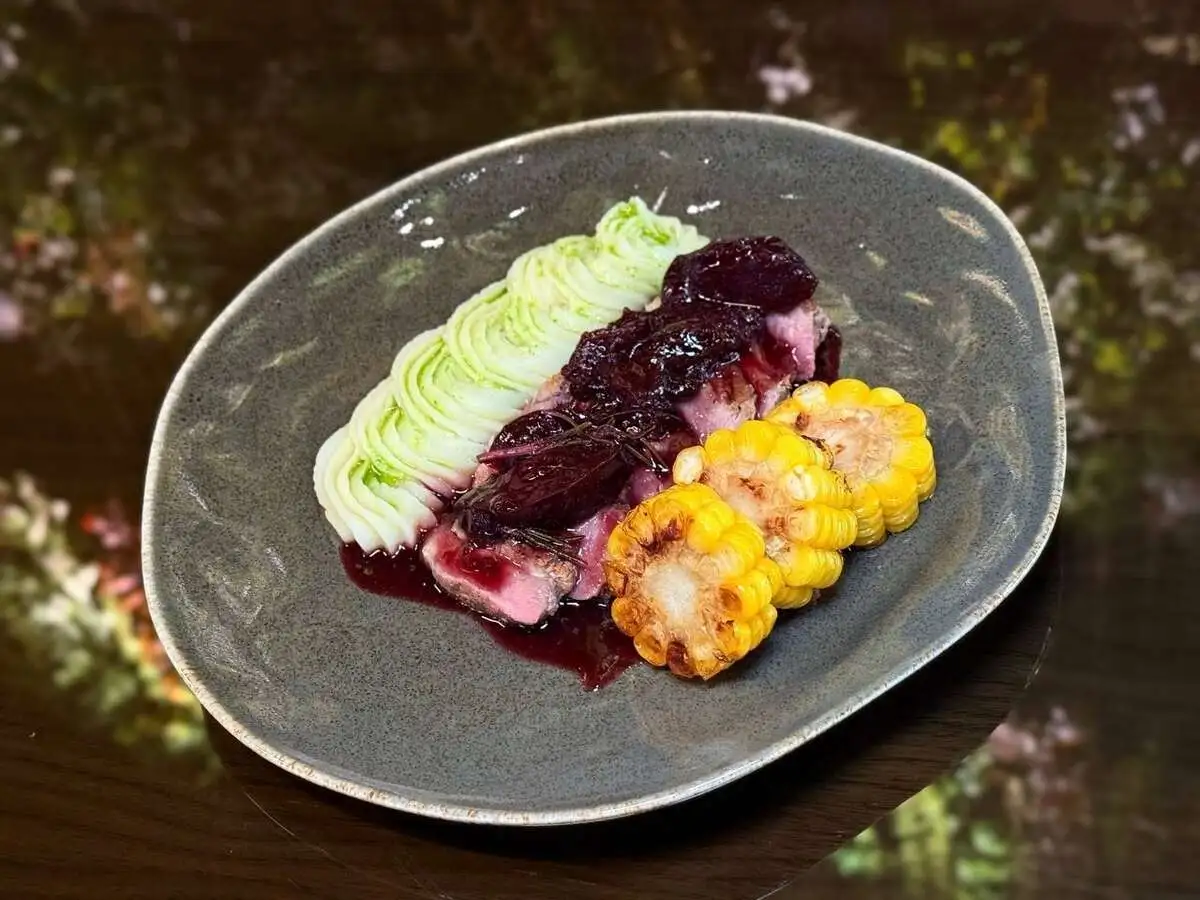 Филе утки в сливовом соусе / Duck fillet in plum sauce