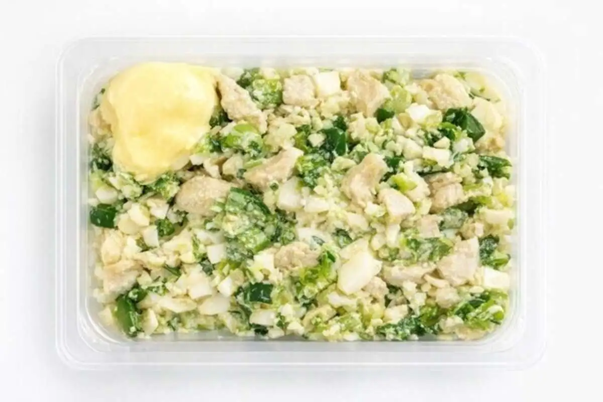 Салат № 1 с курицей и огурцом