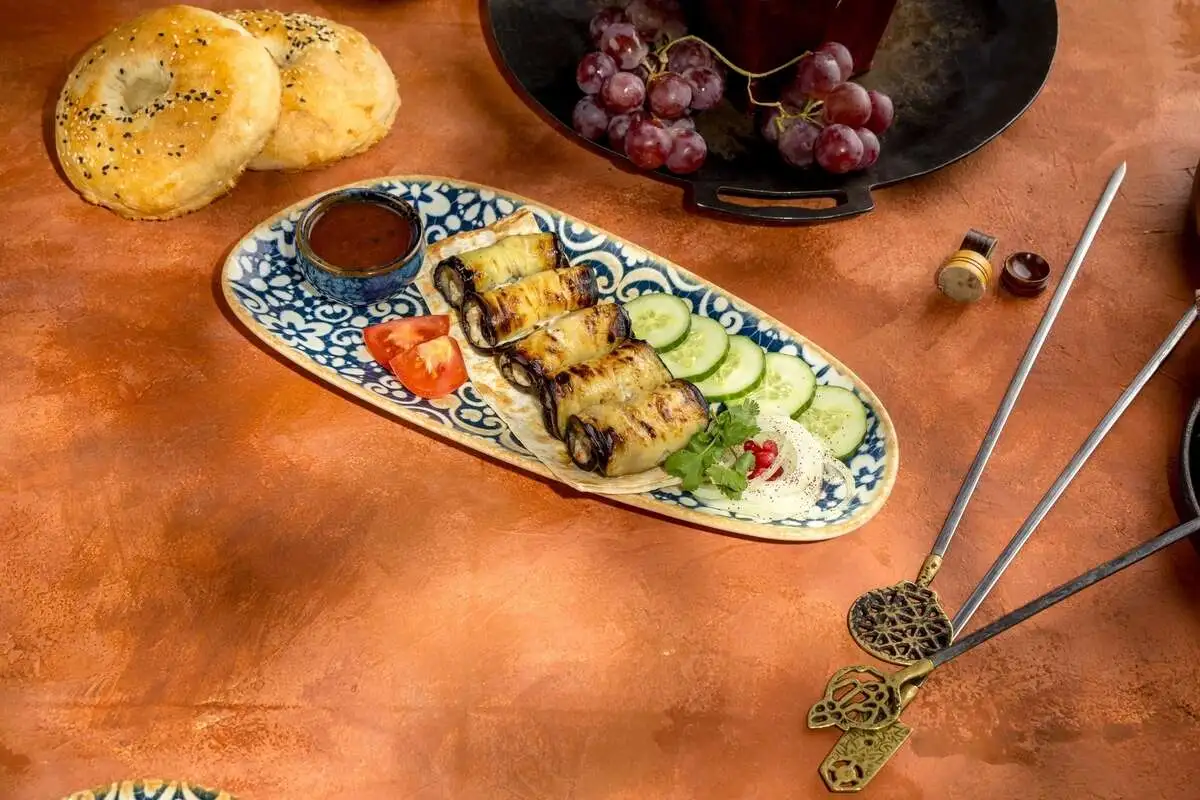 Рулет кебаб из баклажанов с курицей