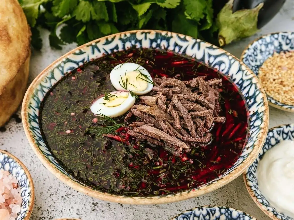Холодный борщ