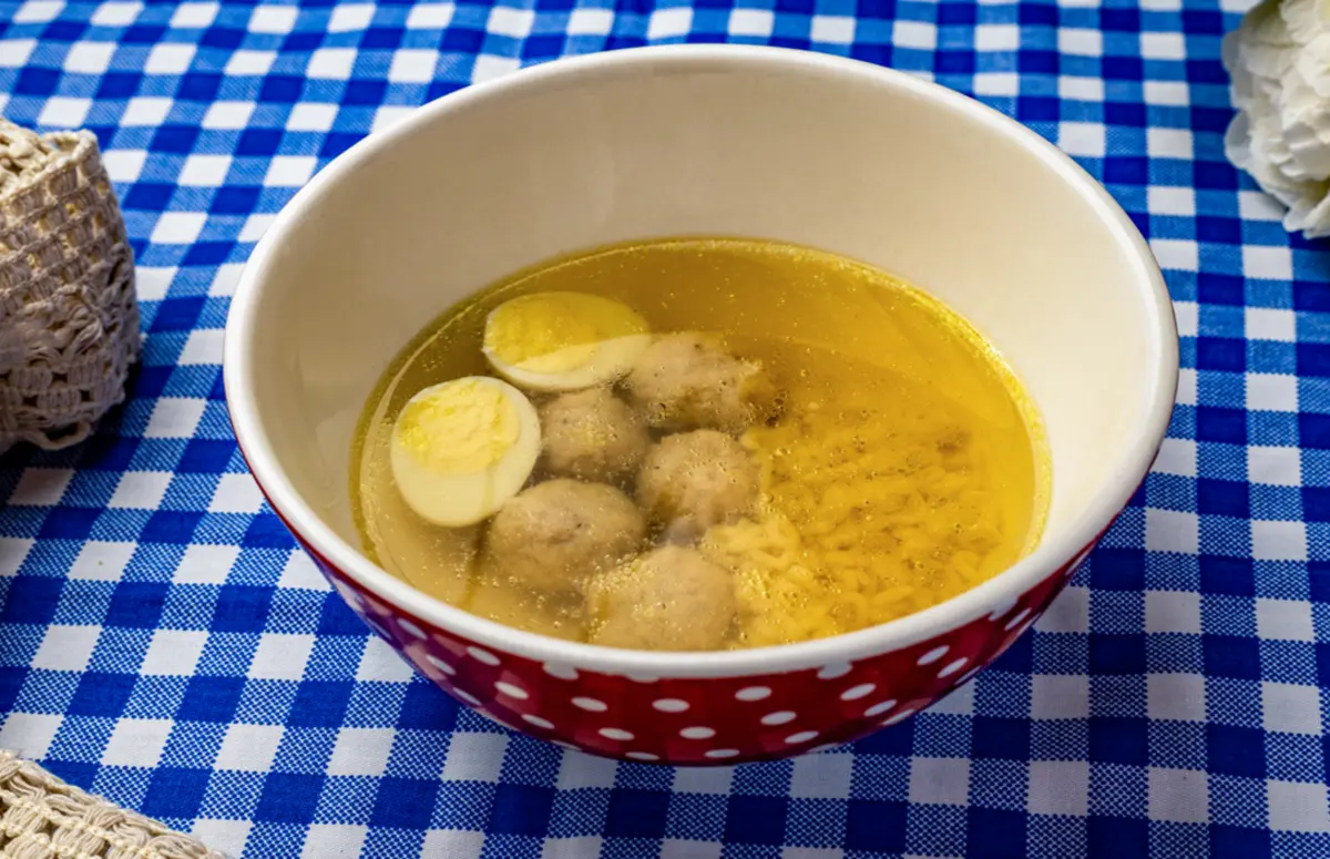 Куриный супчик с фрикадельками (детское)