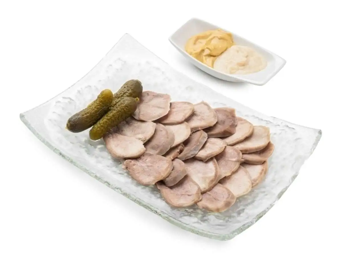 Язык оленя с хреном и горчицей