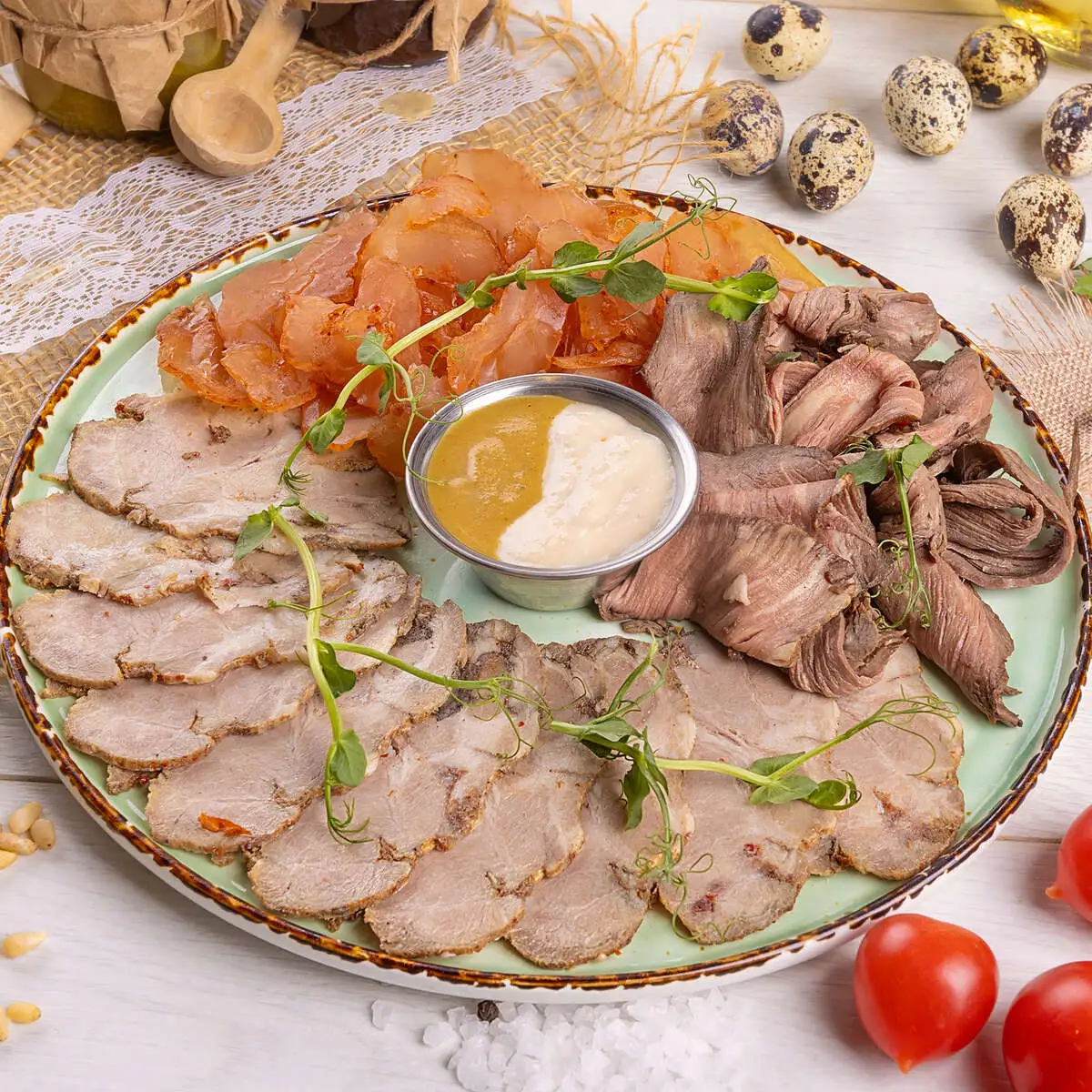 Мясная тарелка