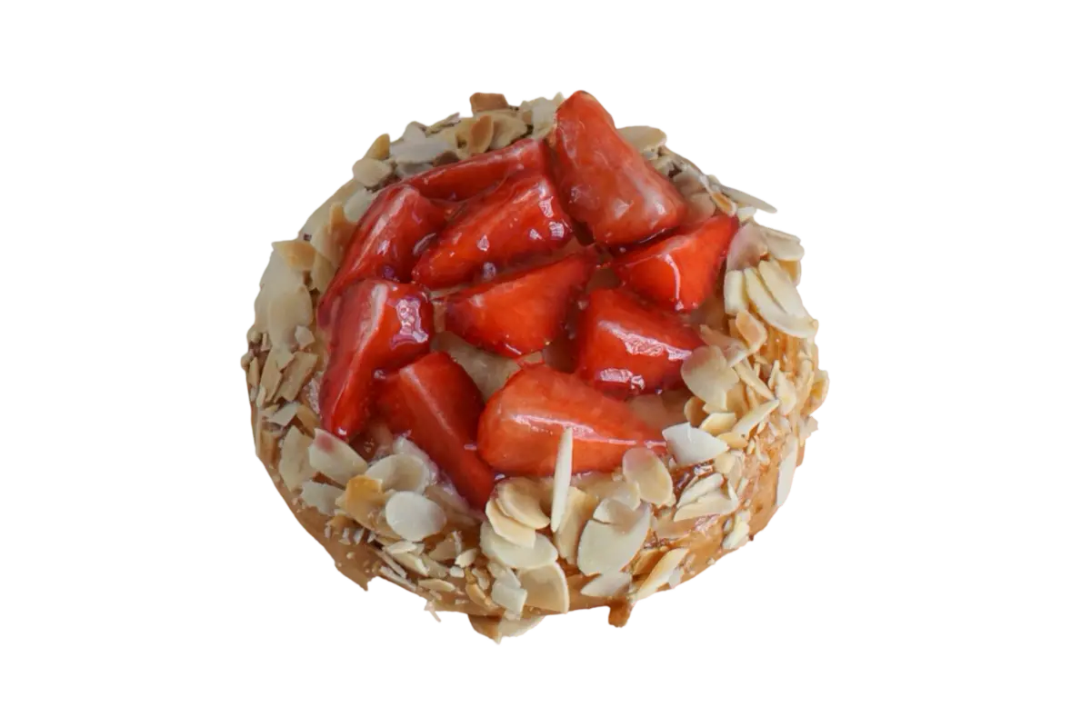 Слойка с клубникой