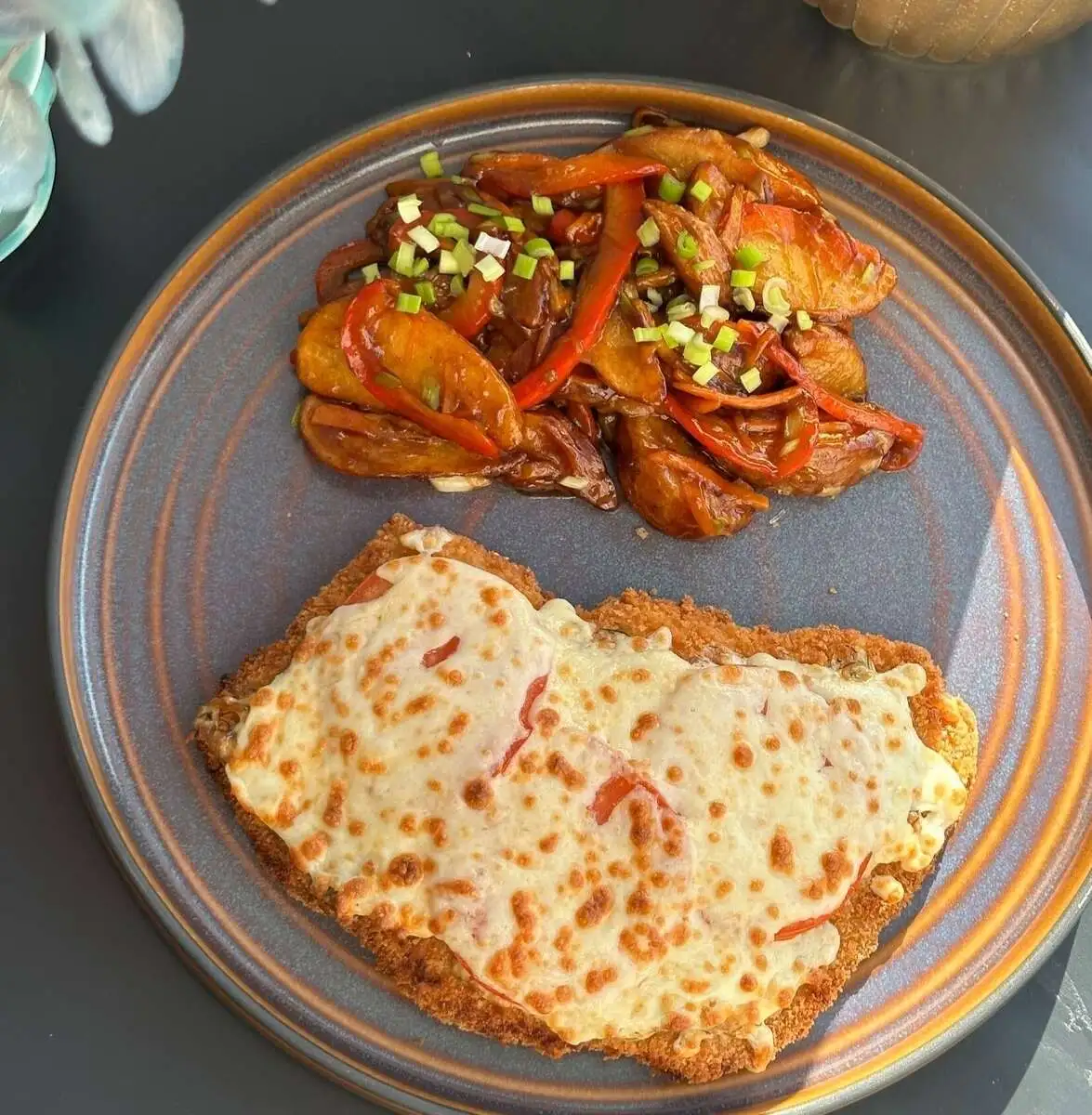 Куриная отбивная с картофелем терияки
