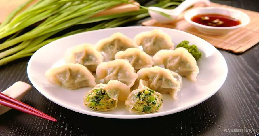 Пельмени с говядиной и капустой