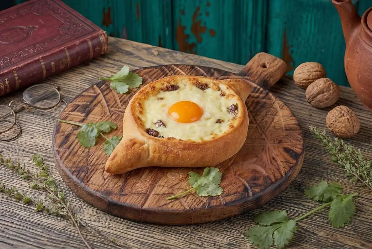 Хачапури с грибами