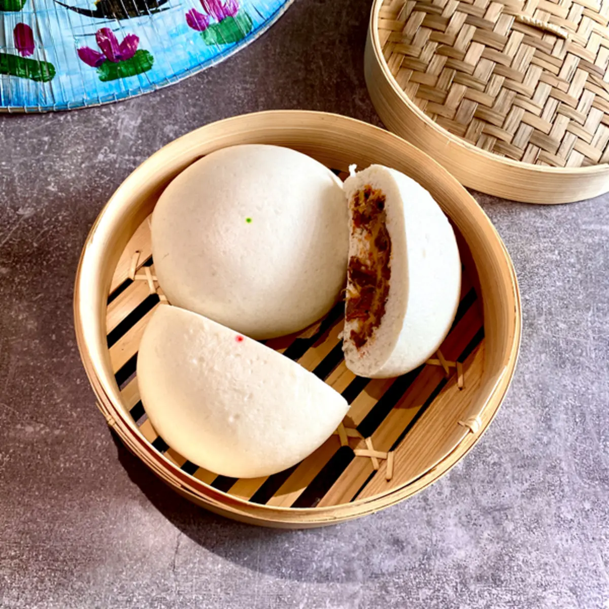 Паровая булочка( BANH BAO) с курицей
