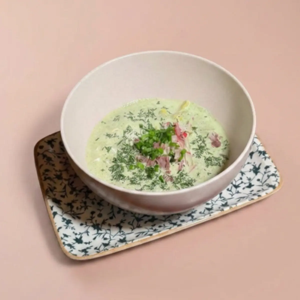 Окрошка с говядиной на сметане
