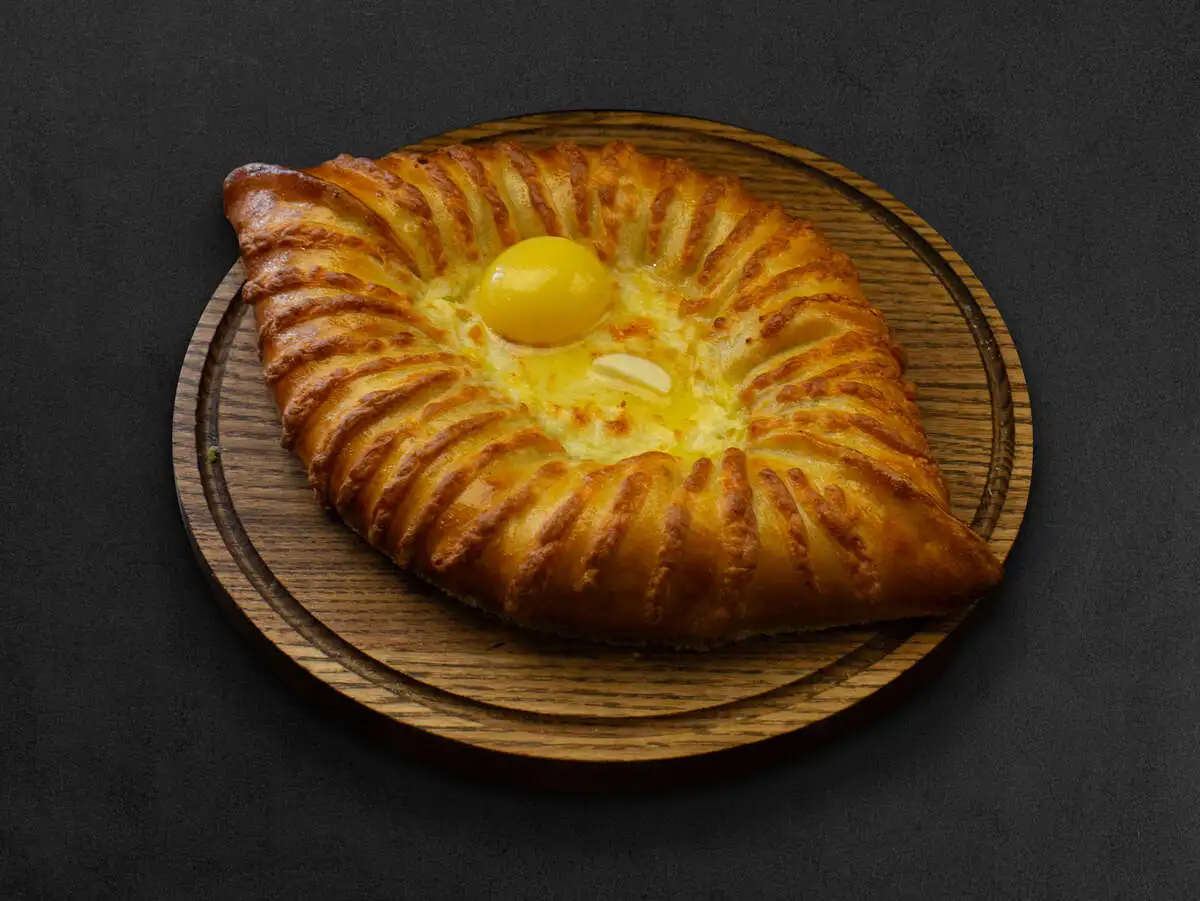 Хачапури по-аджарски