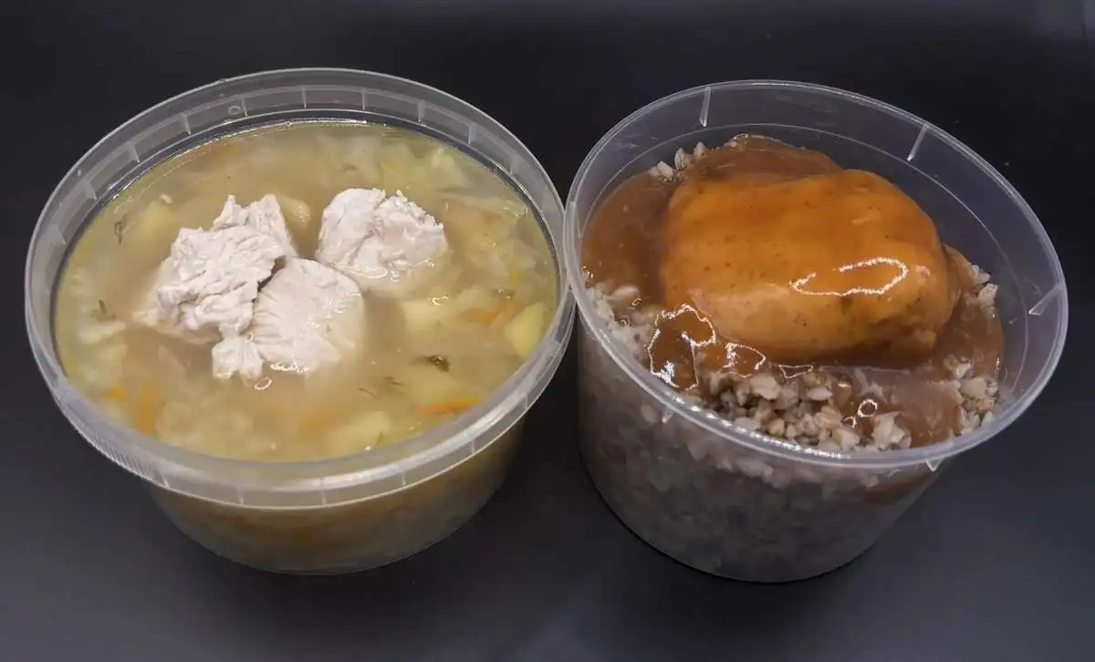 2 Чикен: Куриные щи с рисом, Куриное филе в кисло-сладком соусе с гречей