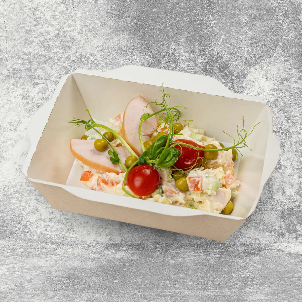 Салат Столичный с копченой курицей