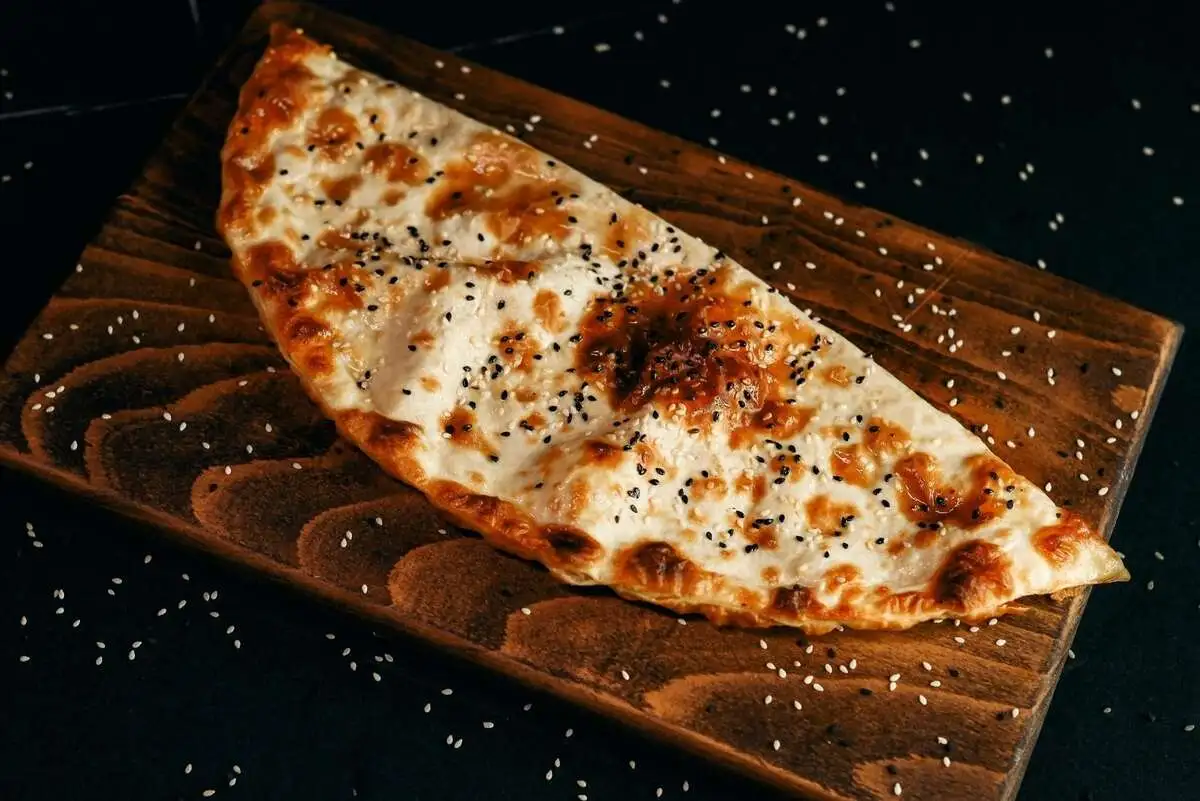 Капалык бурек с мясом и сыром