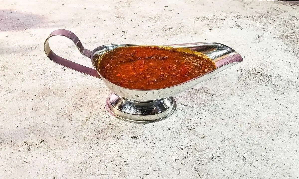 Аджика острая