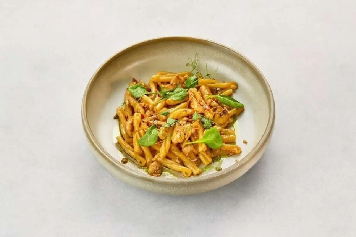 Казаречче с курицей и грибами