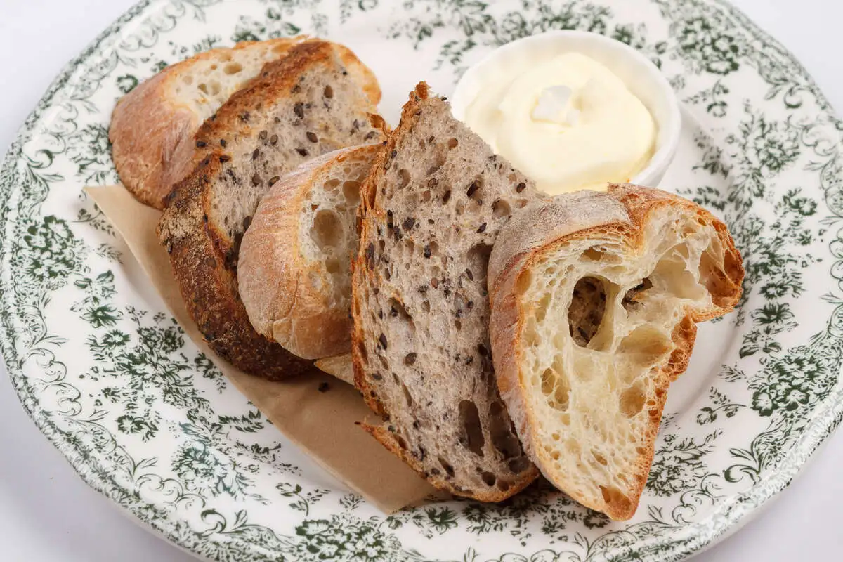Хлеб с маслом