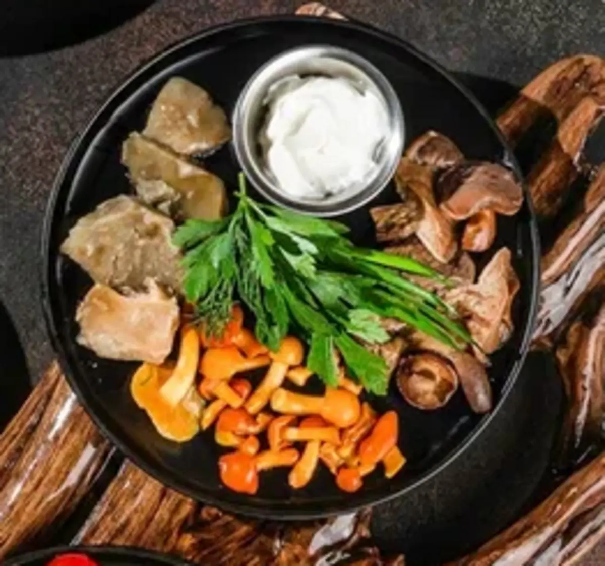 Ассорти лесных грибов