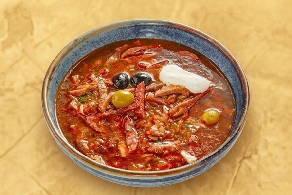 Солянка мясная