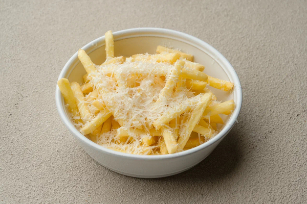 Картофель фри с пармезаном