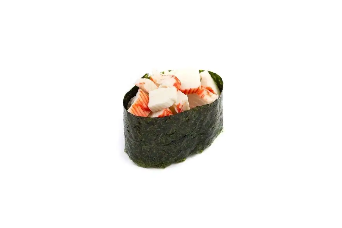 Гункан со снежным крабом