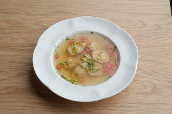 Куриный бульон,равиоли с цыпленком 