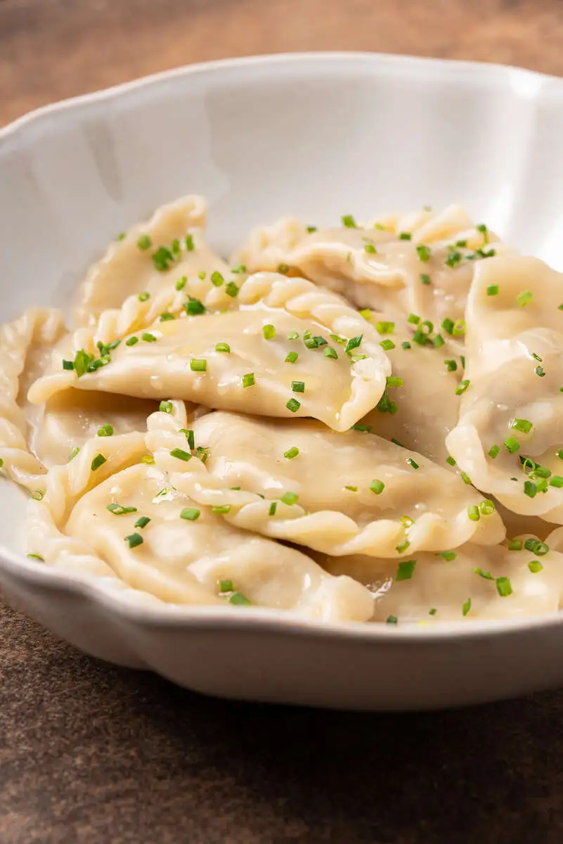 Вареники с белыми грибами и картофелем