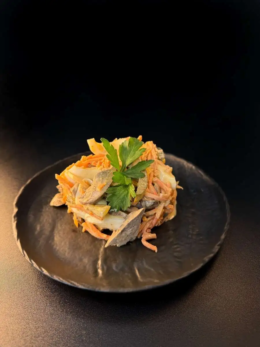 Салат из куриной печени с морковью по-корейски