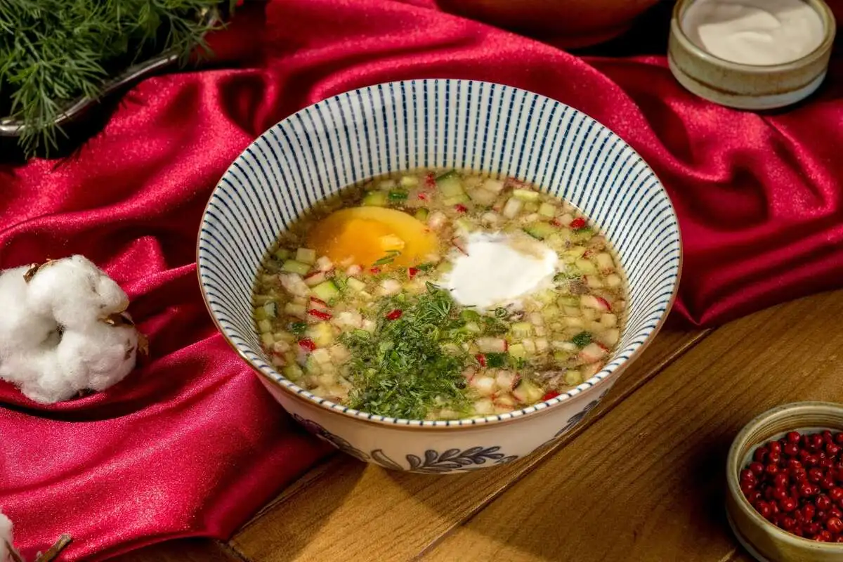 Окрошка с говядиной на квасе