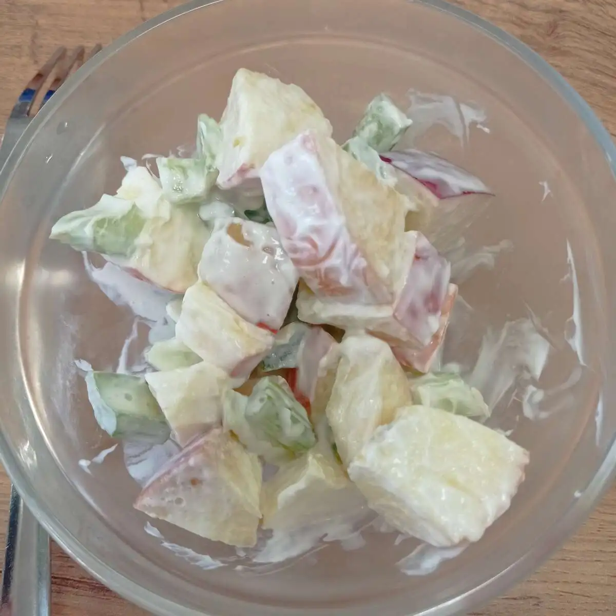 Салат из сельдерея с яблоками