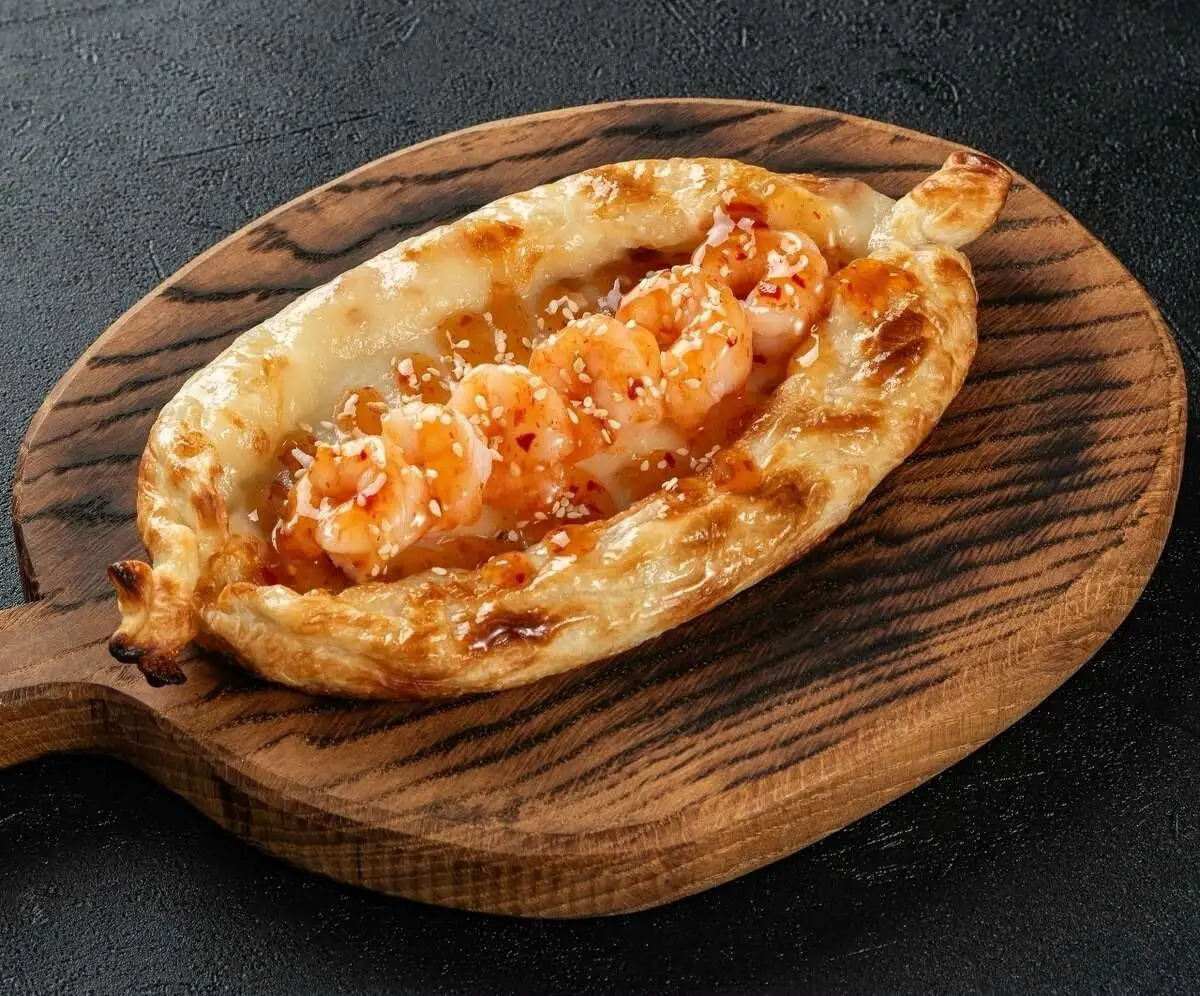 Хачапури с креветками