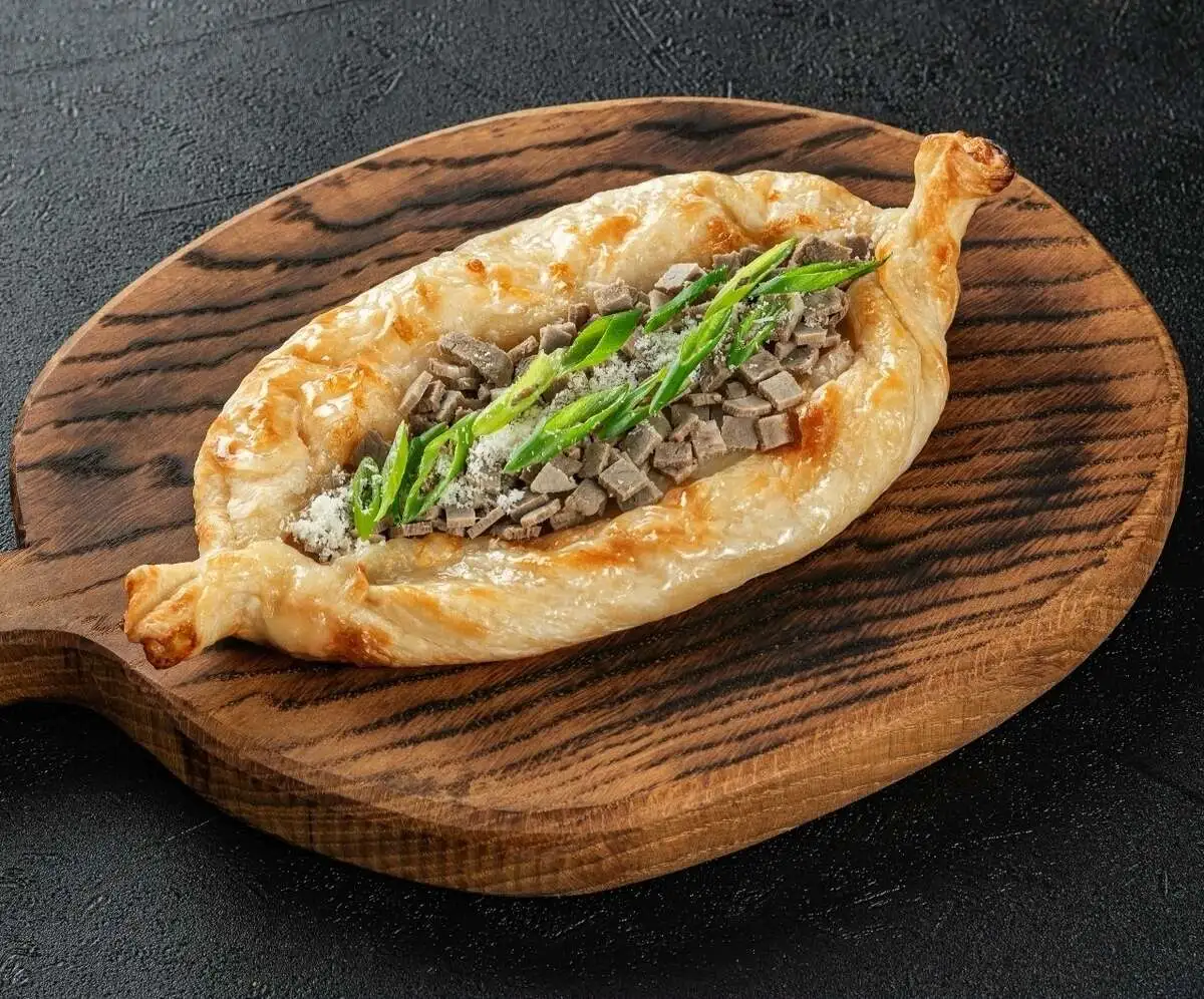 Хачапури с говядиной