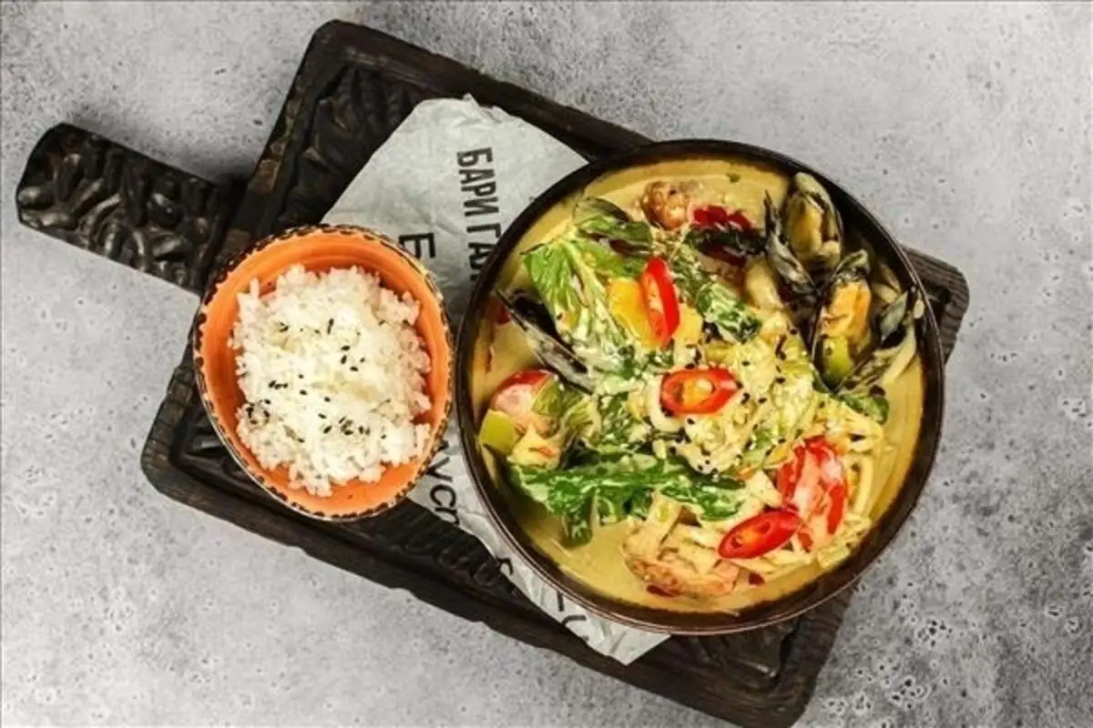 Карри с цыпленком 350гр.
