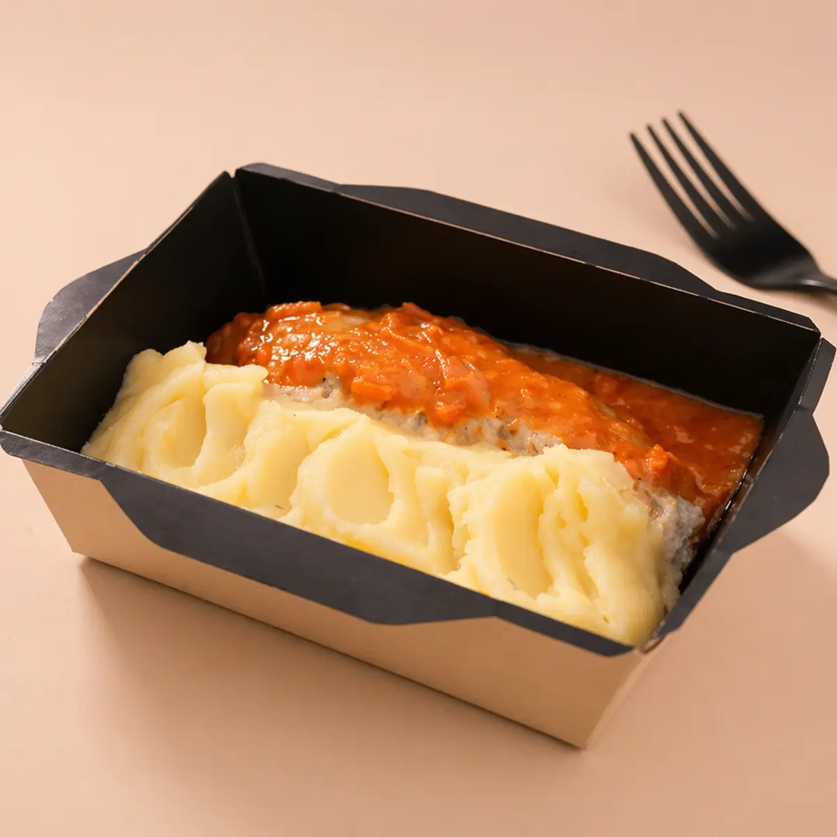 Голубцы ленивые из курицы с картофельным пюре