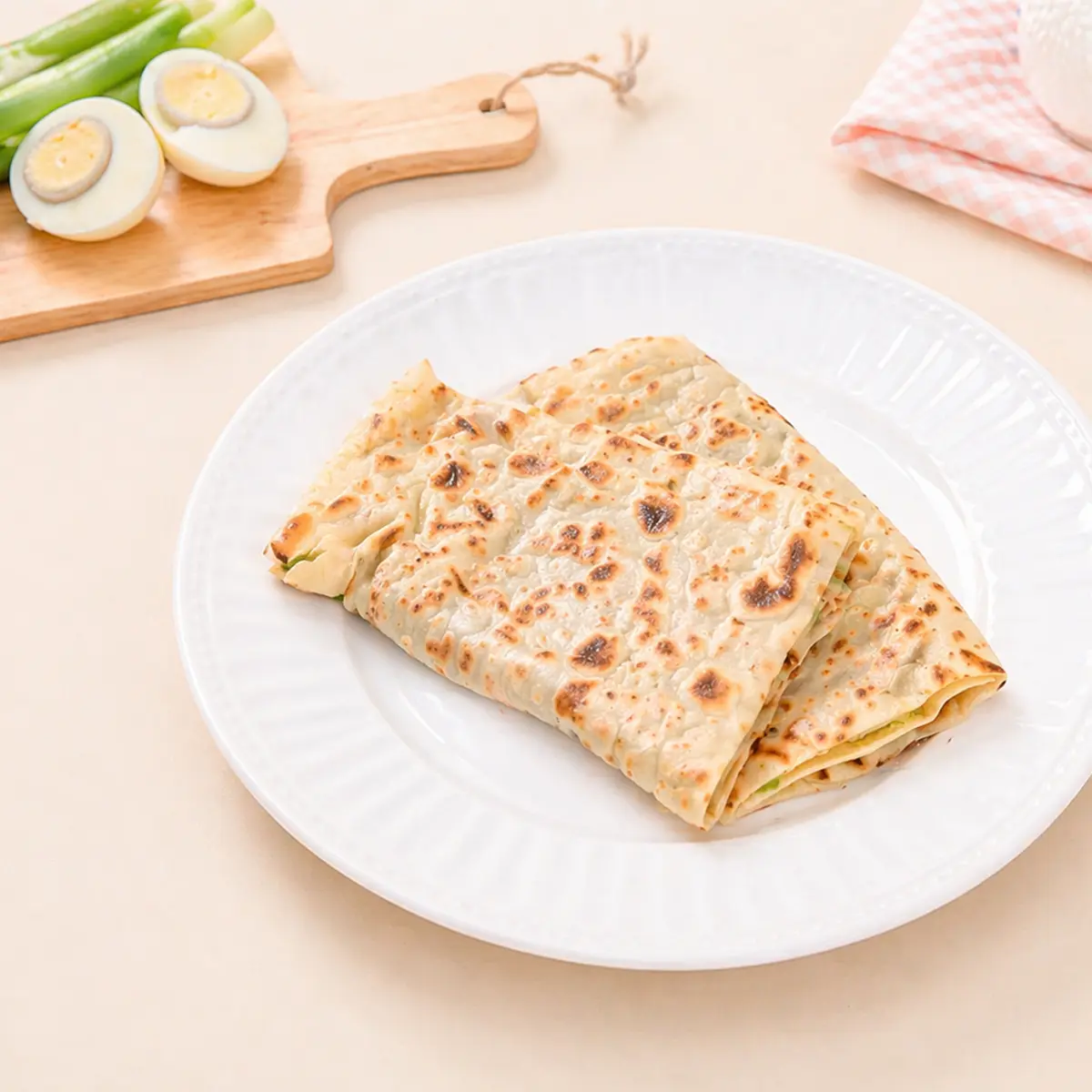 Чуду с зеленым луком и яйцом