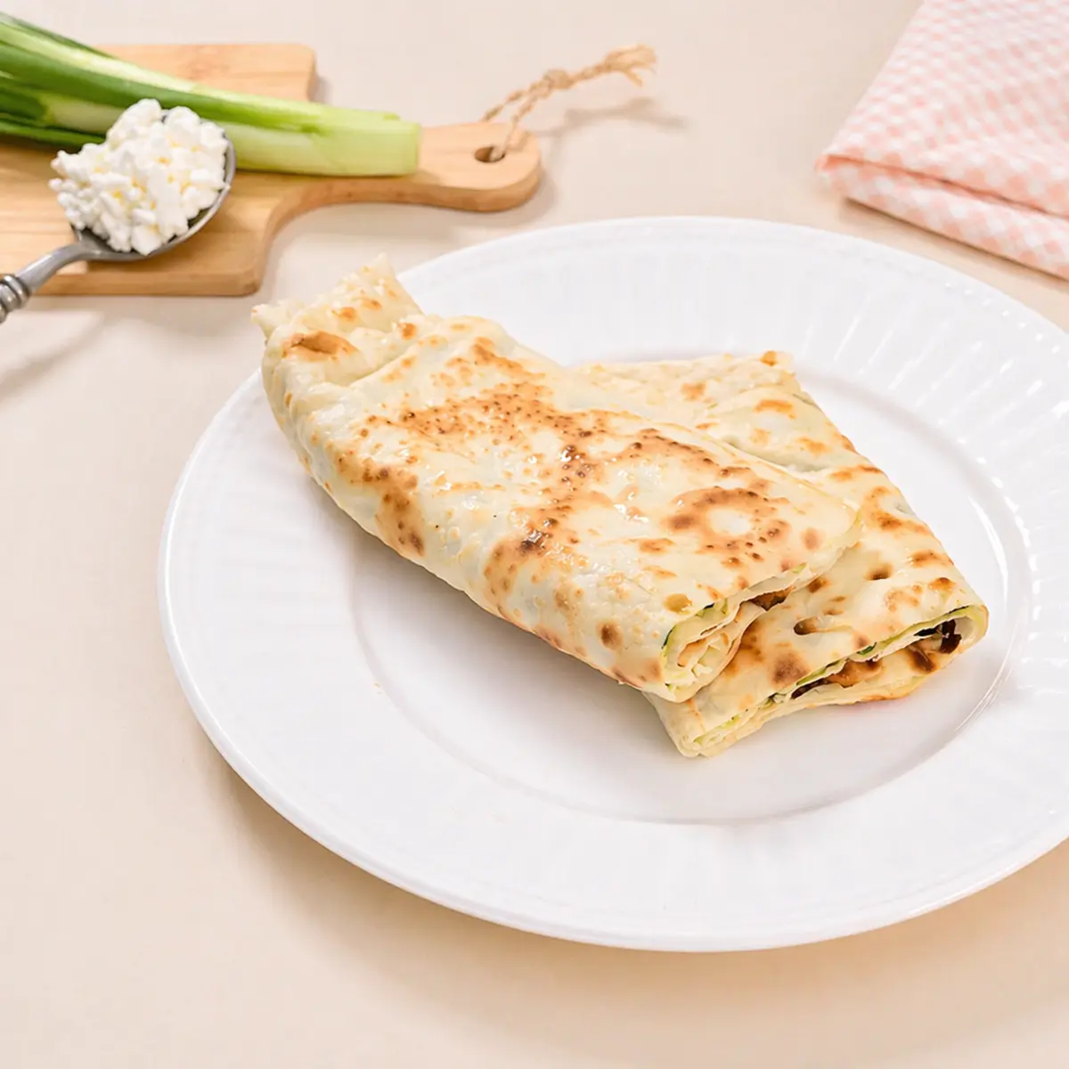 Чуду с творогом и зеленым луком